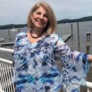 Meet your Posher, Kathleen